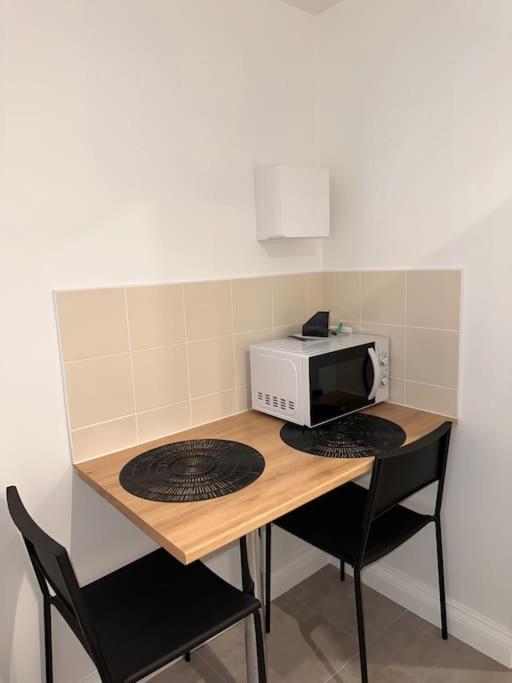 Studio 3 Au Coeur De Perigueux Apartment Luaran gambar
