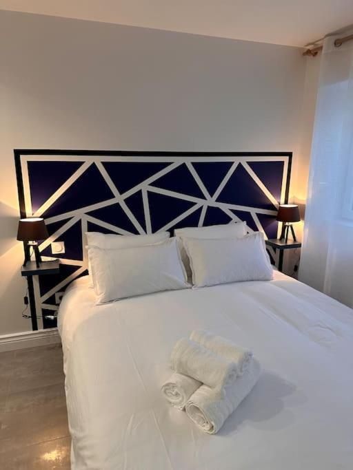 Studio 3 Au Coeur De Perigueux Apartment Luaran gambar